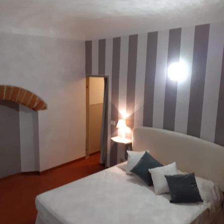 La Perla Di Porcellana Santa Maria Novella Apartment Florence Luaran gambar